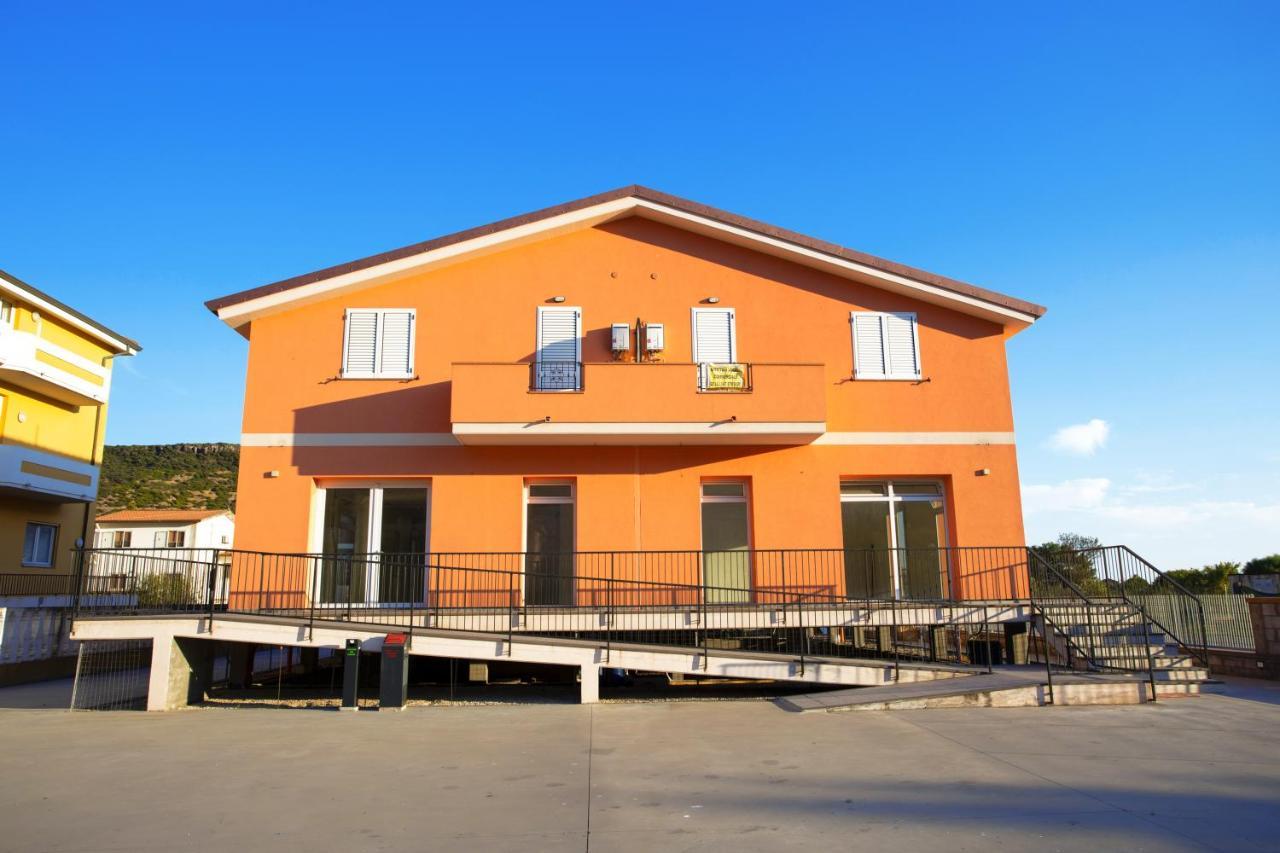 Le Orchidee Bosa Exterior foto